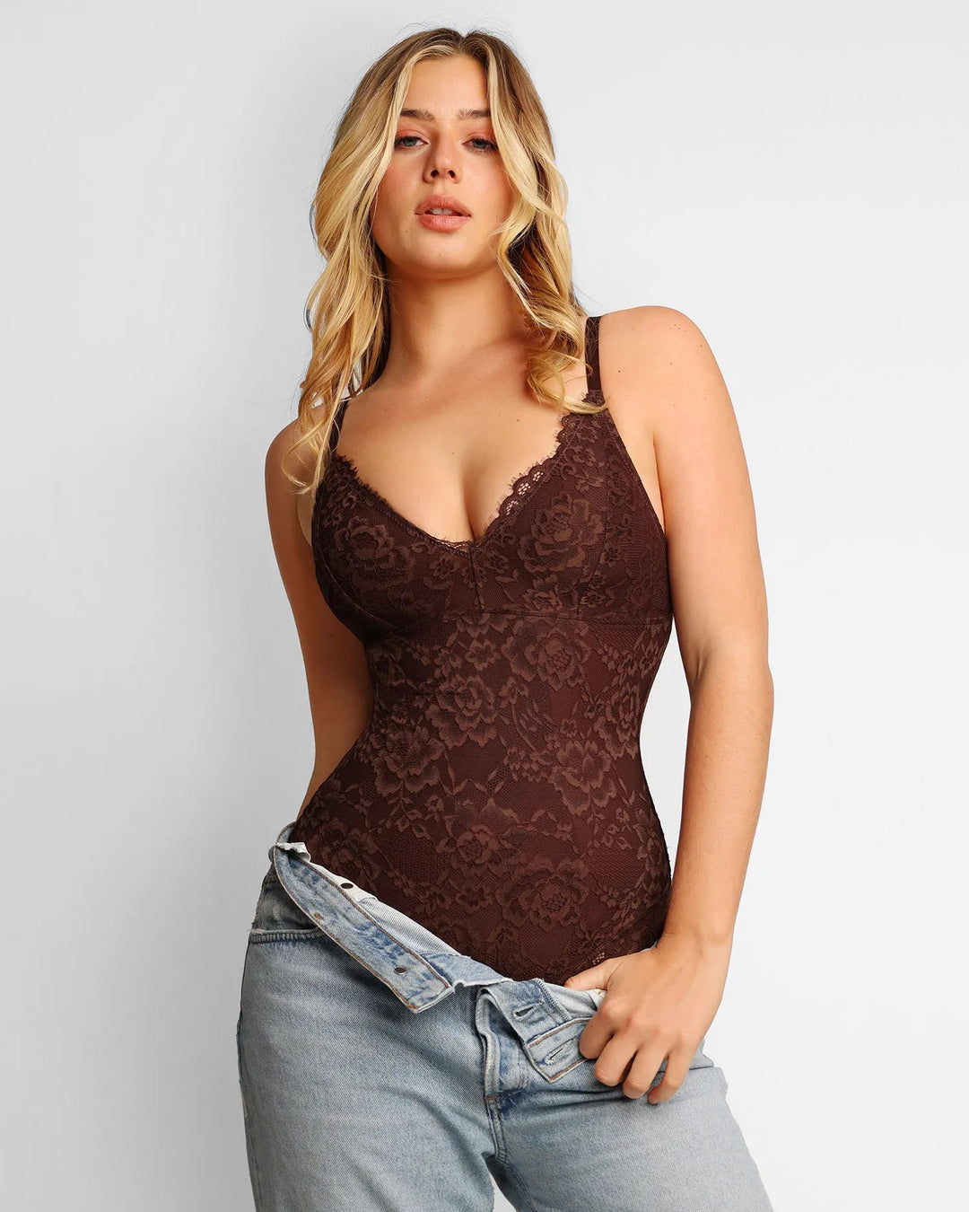 Sculpting Lace Shapewear mit String
